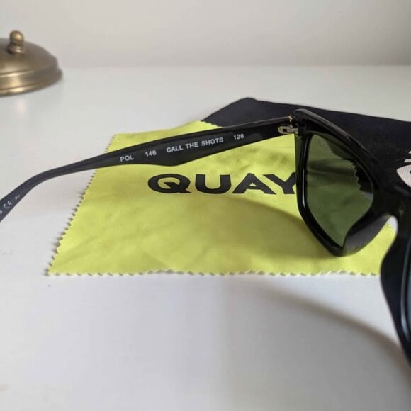 Quay Call the Shots Sunglasses - Picture 2 of 4